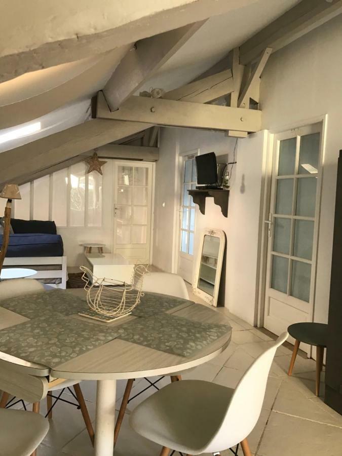 Les Citronniers Apartment Villefranche-sur-Mer Bagian luar foto