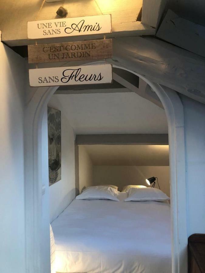 Les Citronniers Apartment Villefranche-sur-Mer Bagian luar foto