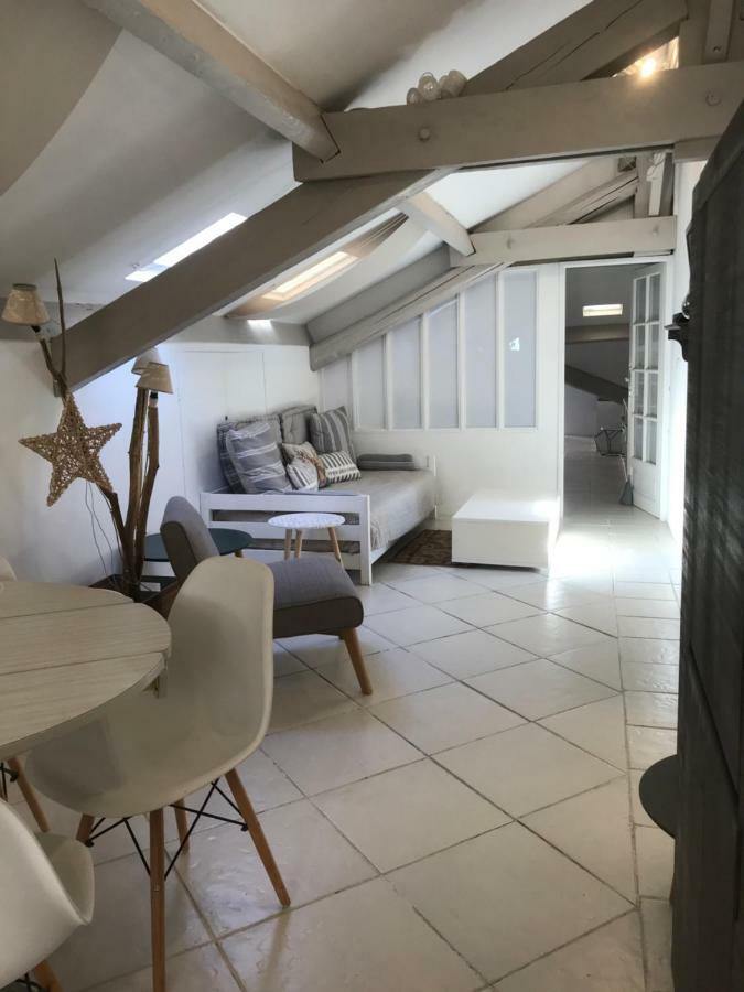 Les Citronniers Apartment Villefranche-sur-Mer Bagian luar foto